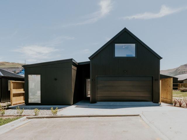 House for rent in Goldfield Heights, Queenstown