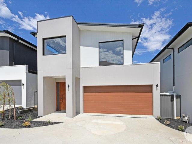 Townhouse for sale in Ballarat, Victoria