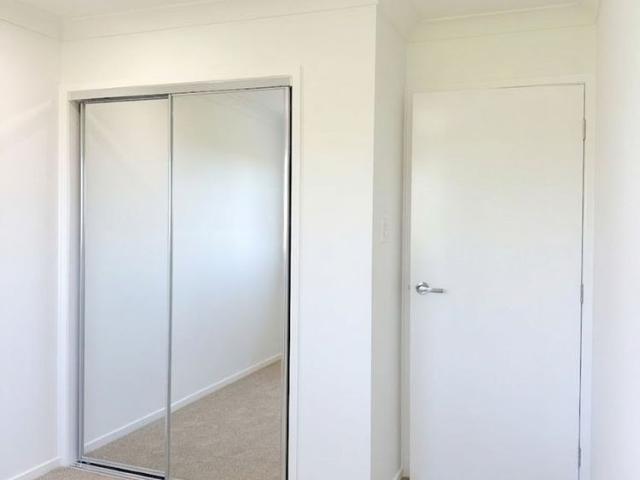 Townhouse for rent in Toombul, Queensland