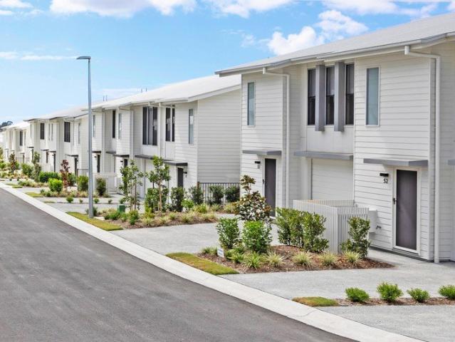 Townhouse for rent in Fernbrook, Queensland