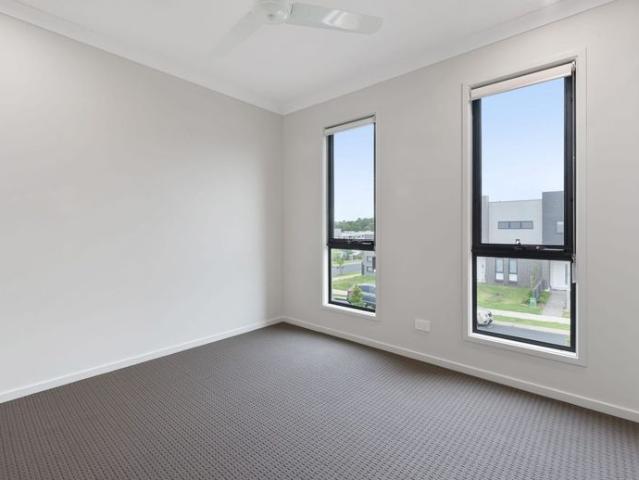 Townhouse for rent in Toombul, Queensland