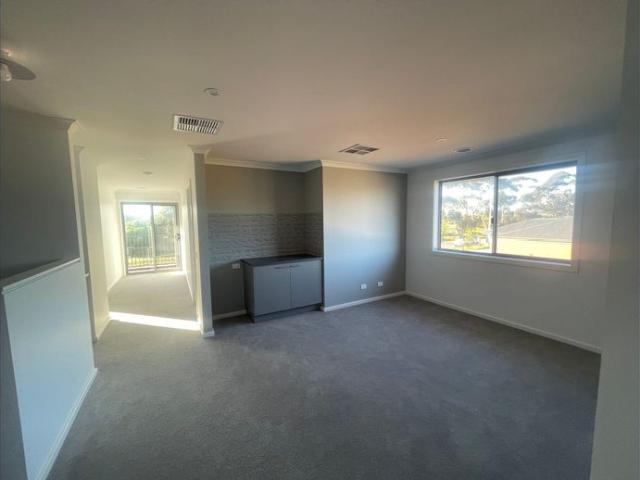 House for rent in Leopold, Victoria