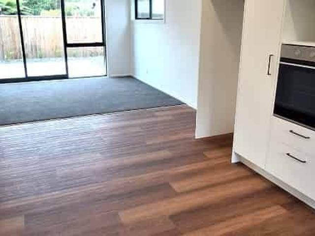 Townhouse for rent in Pauatahanui, Wellington