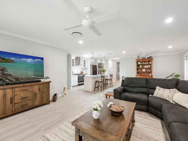 House for sale in Moore Park Beach, Queensland