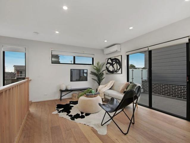 Townhouse for rent in Camerons Creek, Victoria