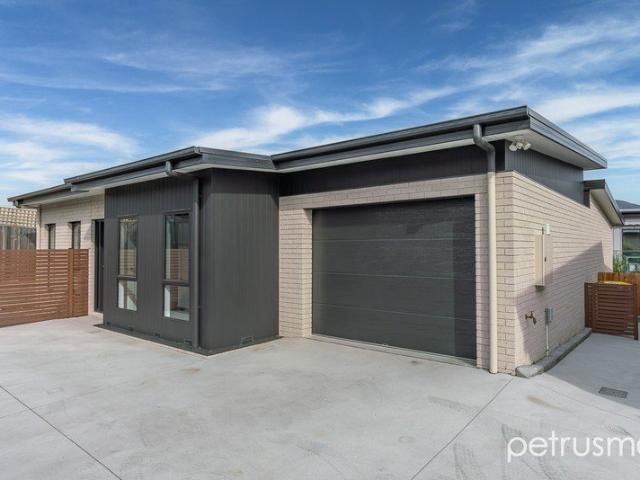 Apartment for sale in Hobart, Tasmania