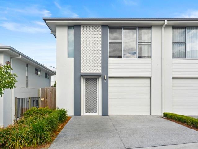 Apartment for sale in Fernbrook, Queensland