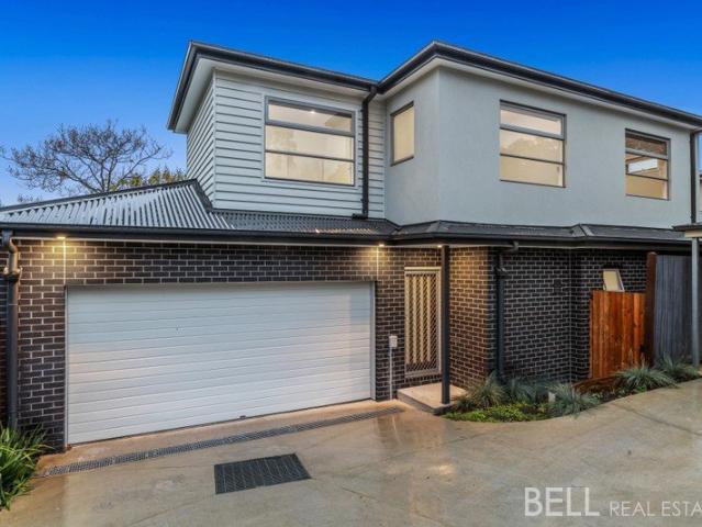 Townhouse for sale in Camerons Creek, Victoria