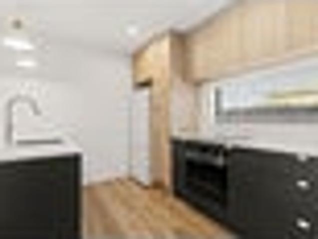 Townhouse for sale in Saint Albans, Canterbury