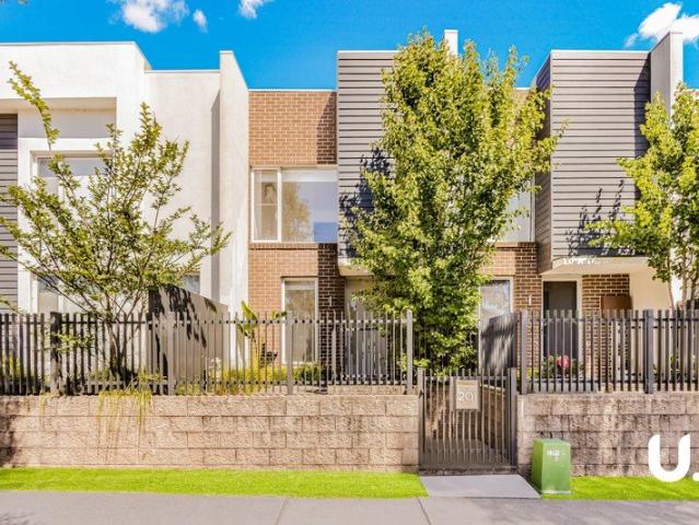 Townhouse for rent in Sydney, New South Wales
