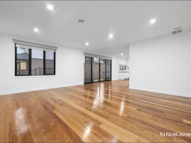 Townhouse for rent in Camerons Creek, Victoria