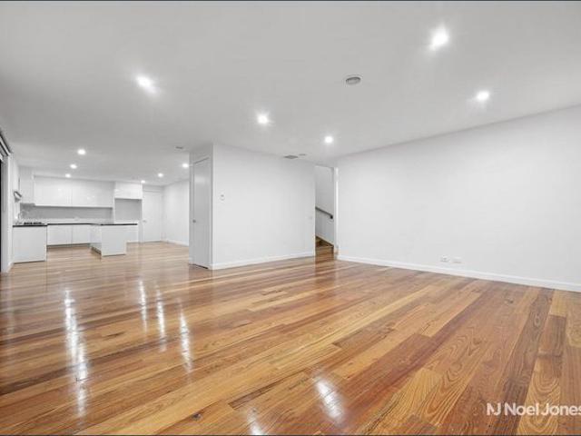 Townhouse for rent in Camerons Creek, Victoria