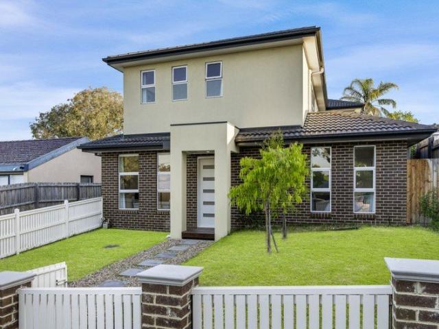 Townhouse for rent in Camerons Creek, Victoria