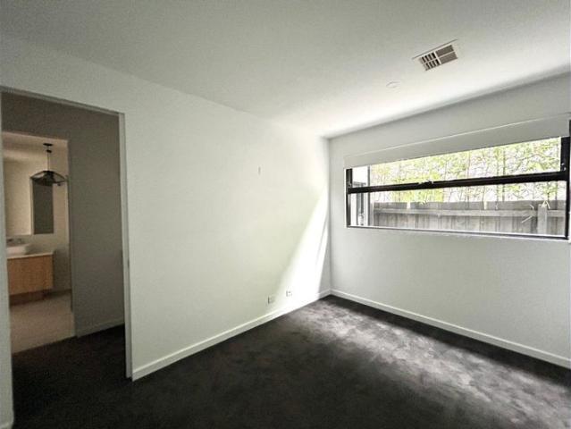Townhouse for rent in Camerons Creek, Victoria