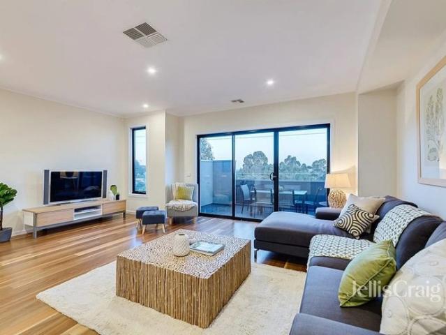 House for rent in Diamond Hills, Melbourne