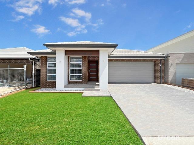 House for rent in Oran Park, Sydney