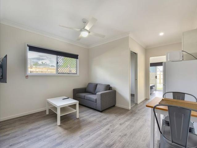Granny Flat for rent in Toombul, Queensland