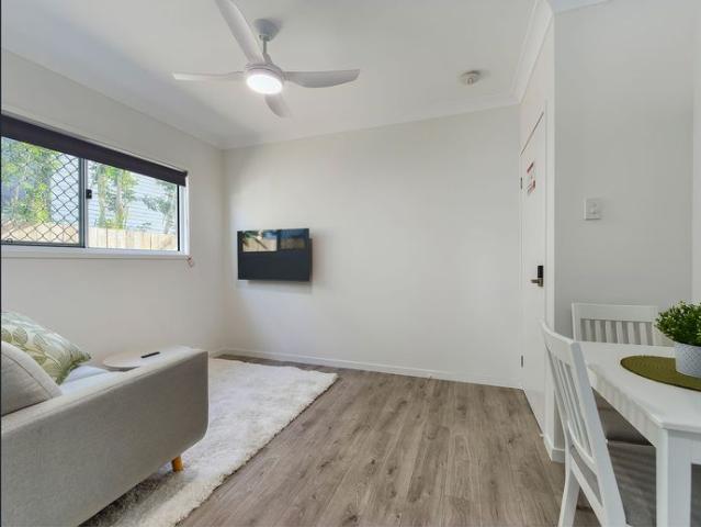 Granny Flat for rent in Toombul, Queensland