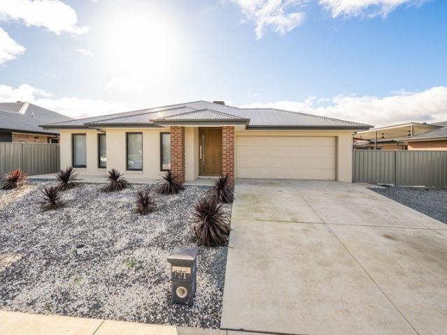 House for sale in Kialla, Victoria