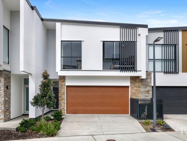 Townhouse for sale in Fernbrook, Queensland