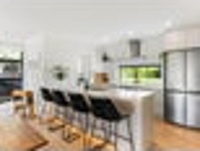 House for sale in Awhitu