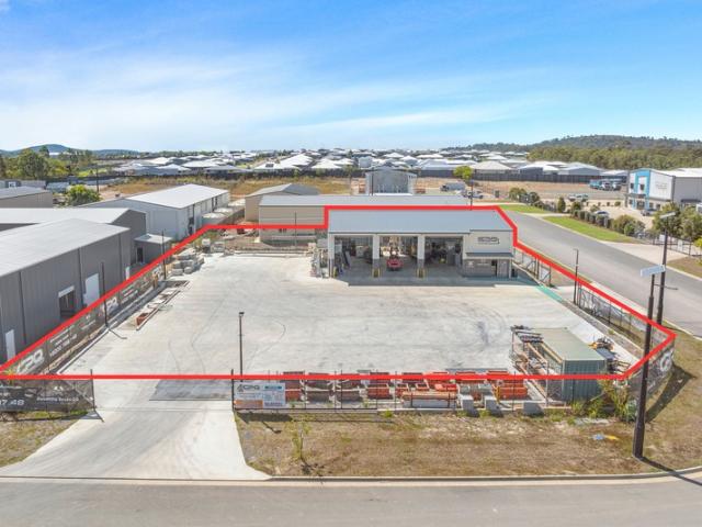 Warehouse for sale in Hidden Valley, Queensland