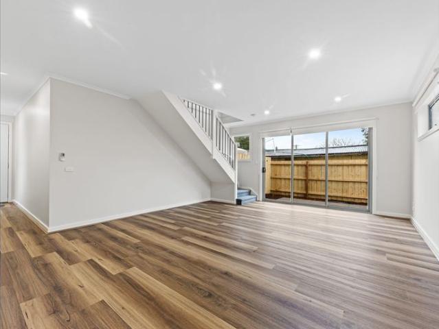Townhouse for rent in Camerons Creek, Victoria