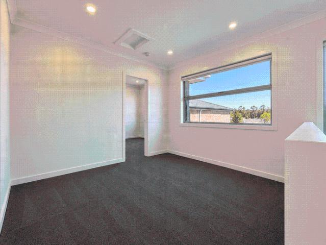 Townhouse for rent in Reservoir, Melbourne