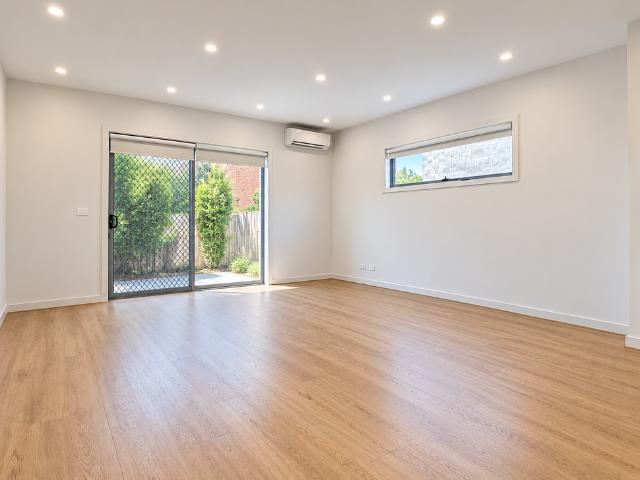 House for rent in Reservoir, Melbourne