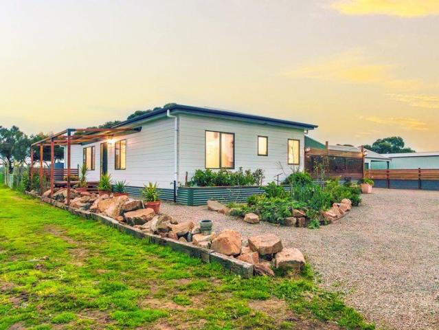 House for sale in Poonindie, South Australia