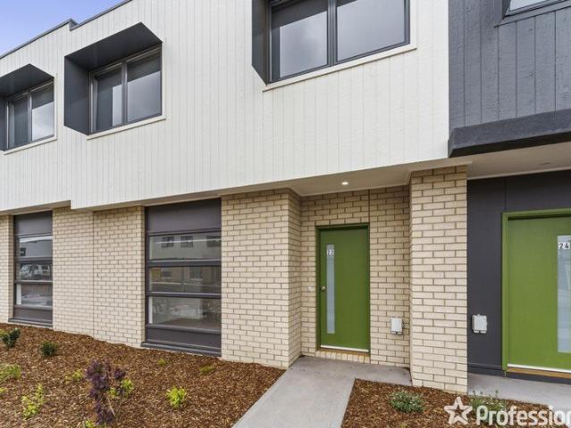 Townhouse for rent in Camerons Creek, Victoria