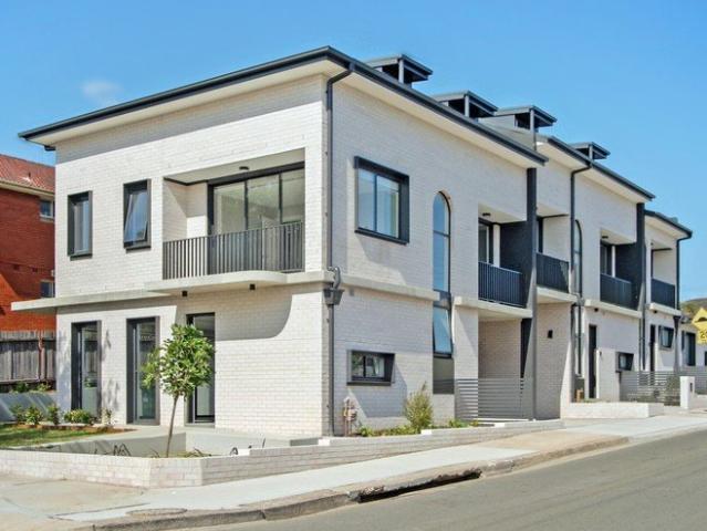 Townhouse for rent in Belmore, Sydney