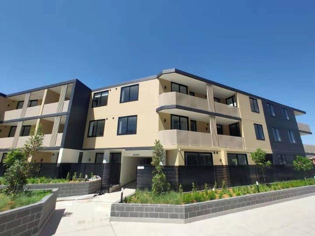 Apartment for rent in Mays Hill, Sydney