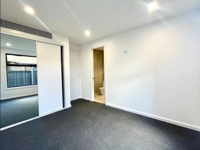 Townhouse for rent in Airport West, Melbourne