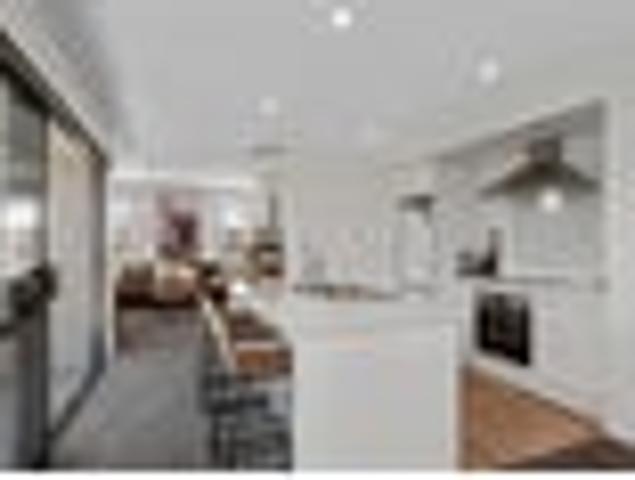 House for sale in Charing Cross, Canterbury
