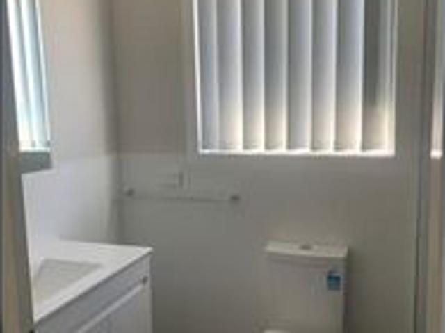 House for rent in Brisbane Grove, New South Wales