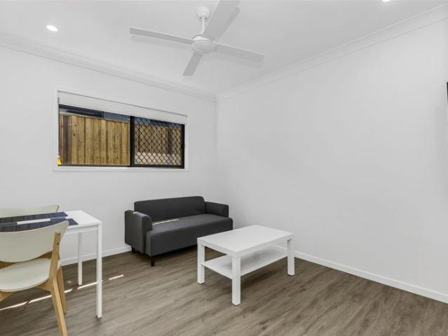 Granny Flat for rent in Toombul, Queensland