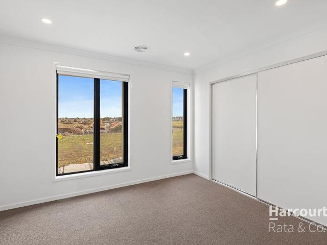 Townhouse for rent in Camerons Creek, Victoria