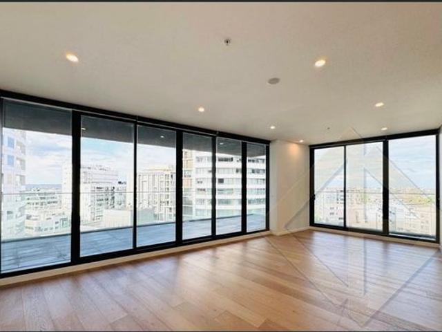 Apartment for rent in Lower North Shore, Sydney