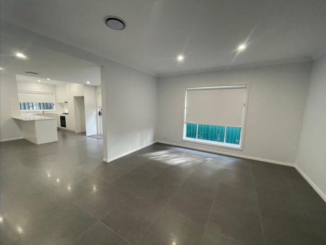 Townhouse for rent in St Marys, Sydney