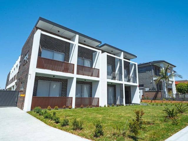 Granny Flat for rent in Lakemba, Sydney