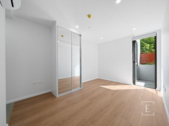 Granny Flat for rent in Toongabbie, Sydney