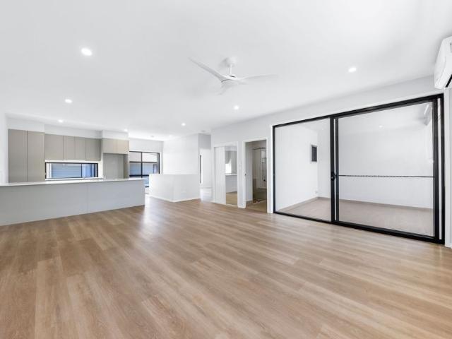 Townhouse for rent in Kings Creek, Queensland