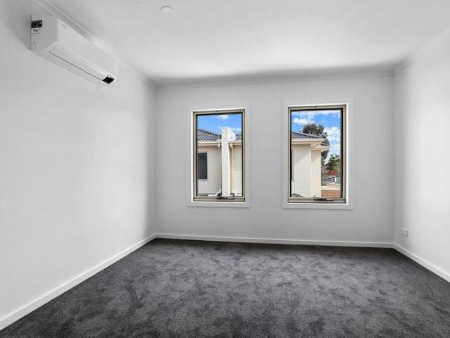 Townhouse for rent in Dandenong, Melbourne