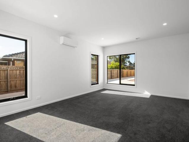 Townhouse for rent in St Leonards, Victoria