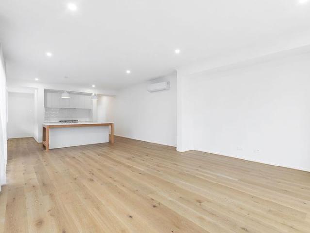 Townhouse for rent in Camerons Creek, Victoria