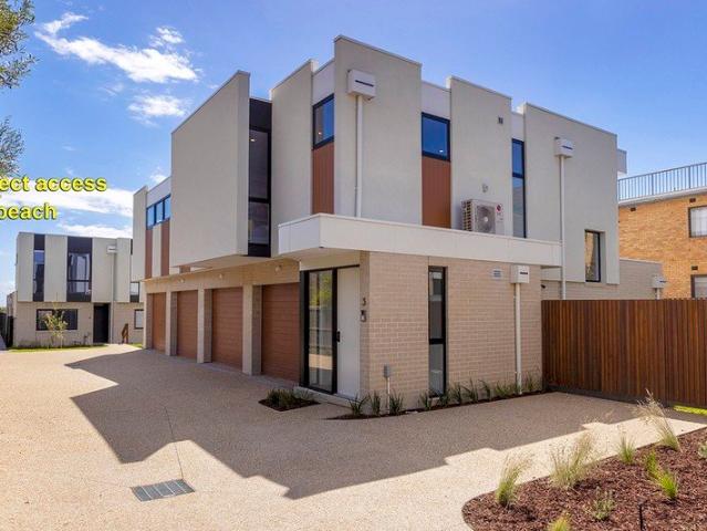 Townhouse for rent in Camerons Creek, Victoria