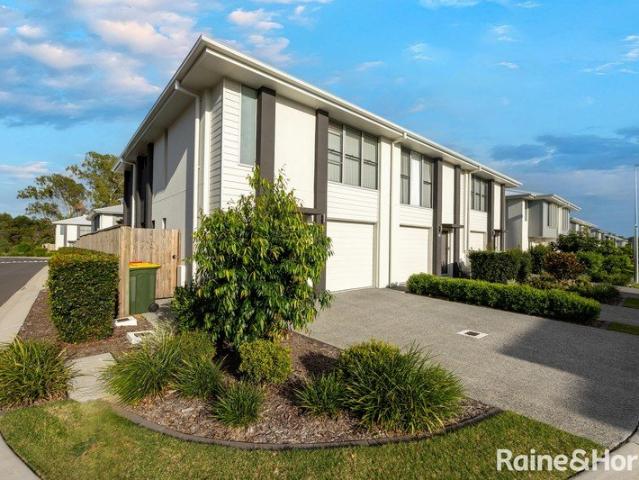 Townhouse for rent in Toombul, Queensland