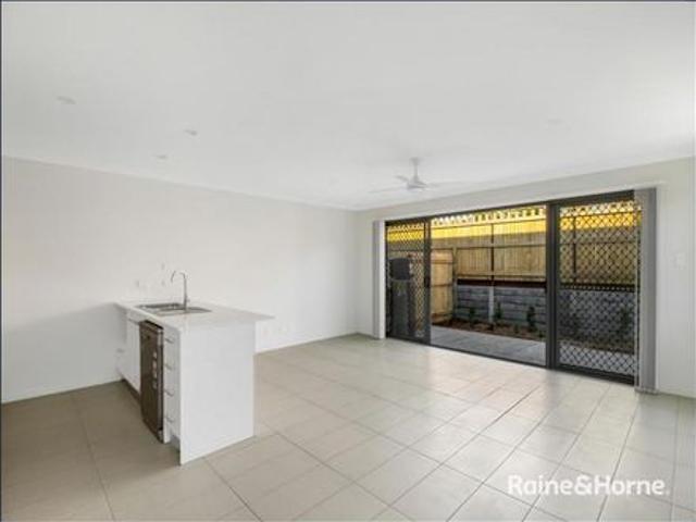 Townhouse for rent in Toombul, Queensland