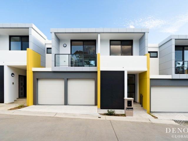 Townhouse for rent in Norwest, Sydney